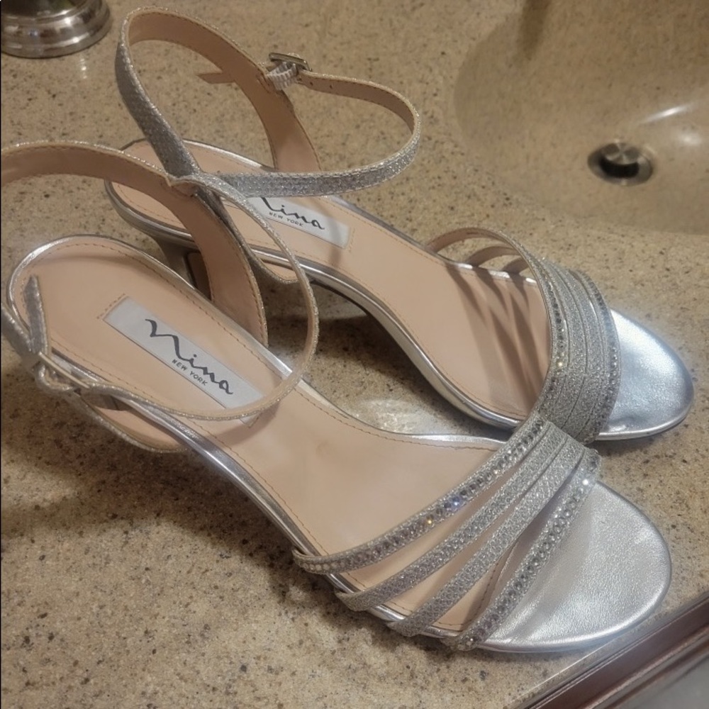 Sparkly silver strapy heels!